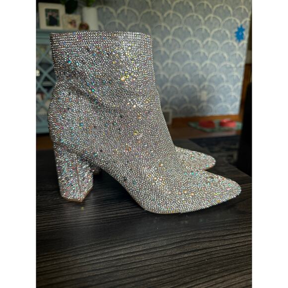 Betsey Johnson Cady Holographic Rhinestone Pointed-Toe Side Zip Ankle Boots 7.5 - Picture 6 of 8